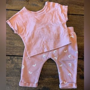 Grayson Mini baby girl 2-piece outfit